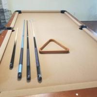 Pool table with Accessories